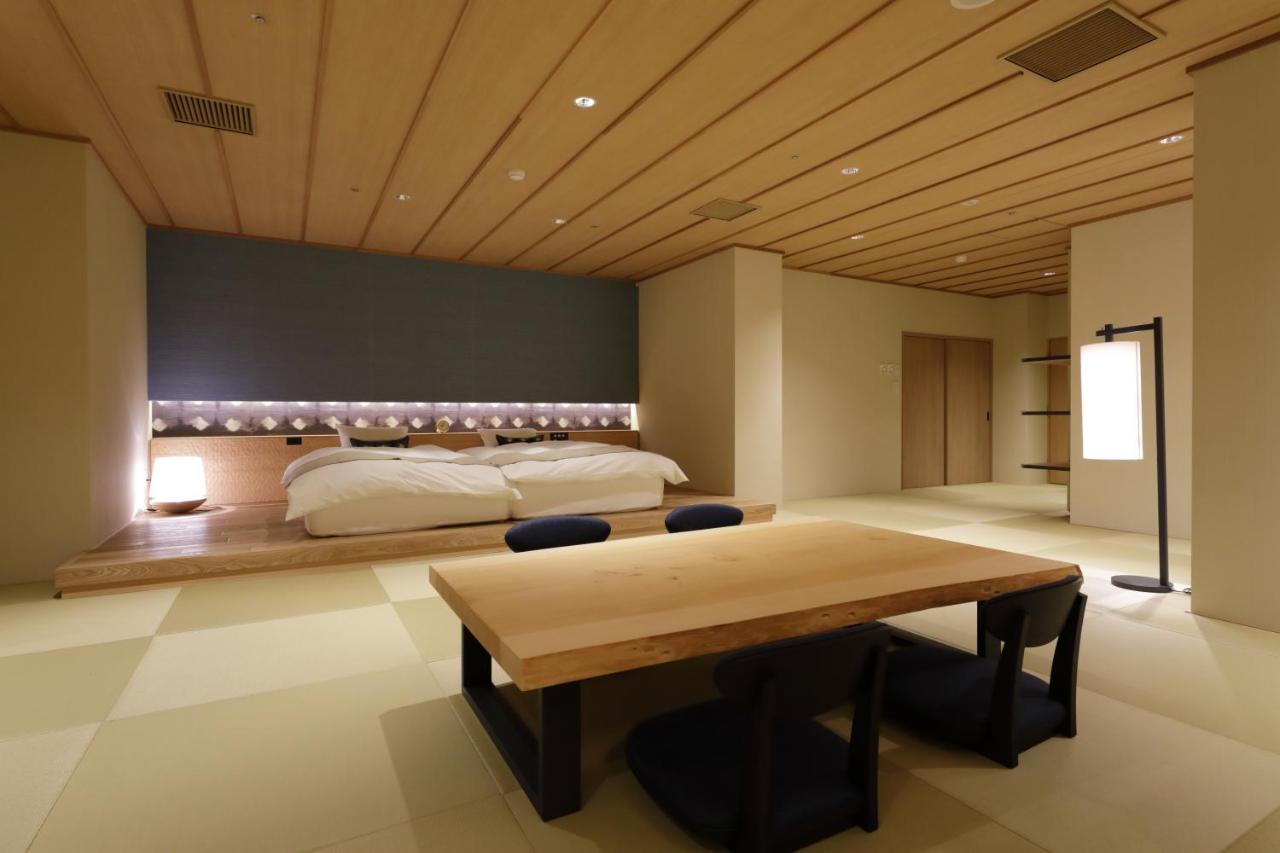 Oku Yugawara Sansuirou Hotel Buitenkant foto