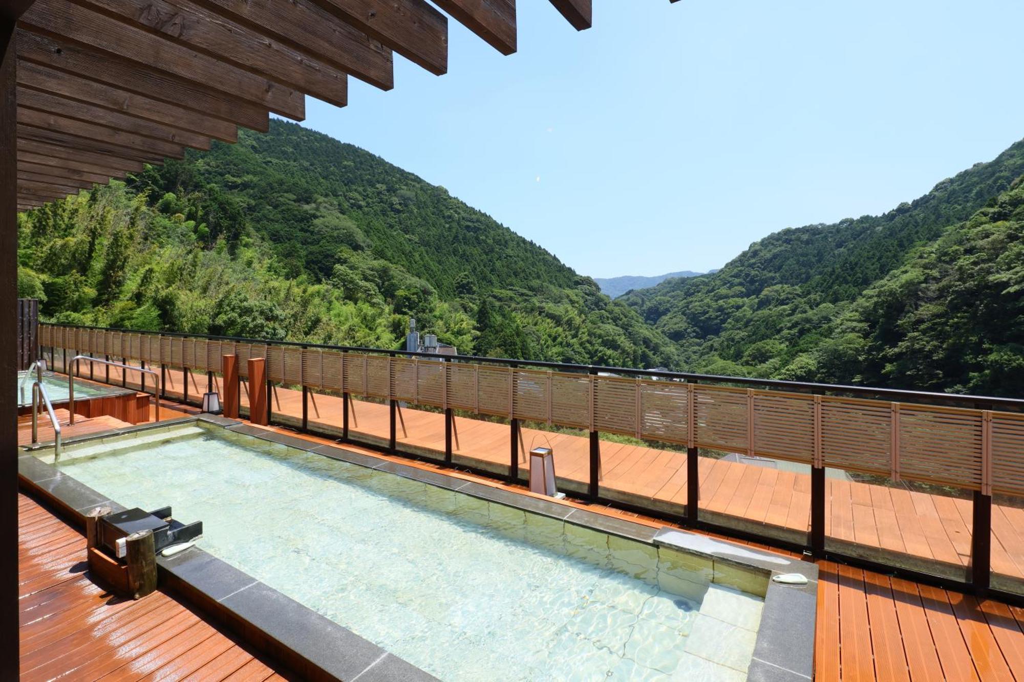 Oku Yugawara Sansuirou Hotel Buitenkant foto
