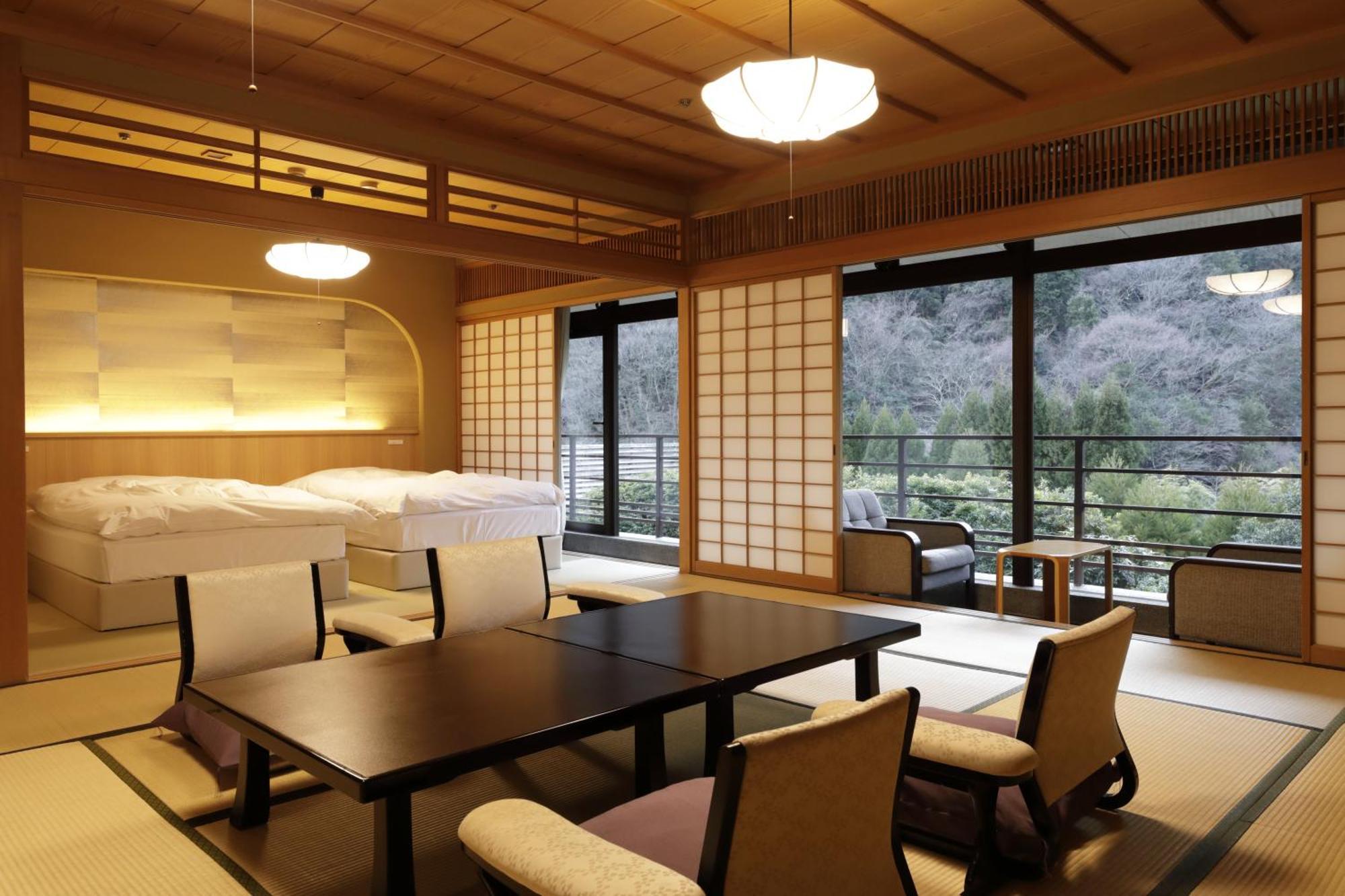 Oku Yugawara Sansuirou Hotel Buitenkant foto