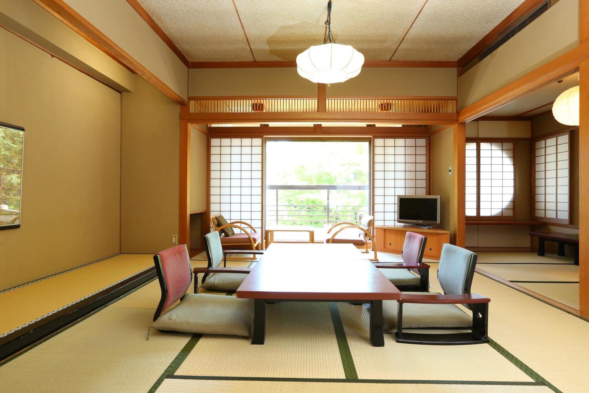Oku Yugawara Sansuirou Hotel Kamer foto
