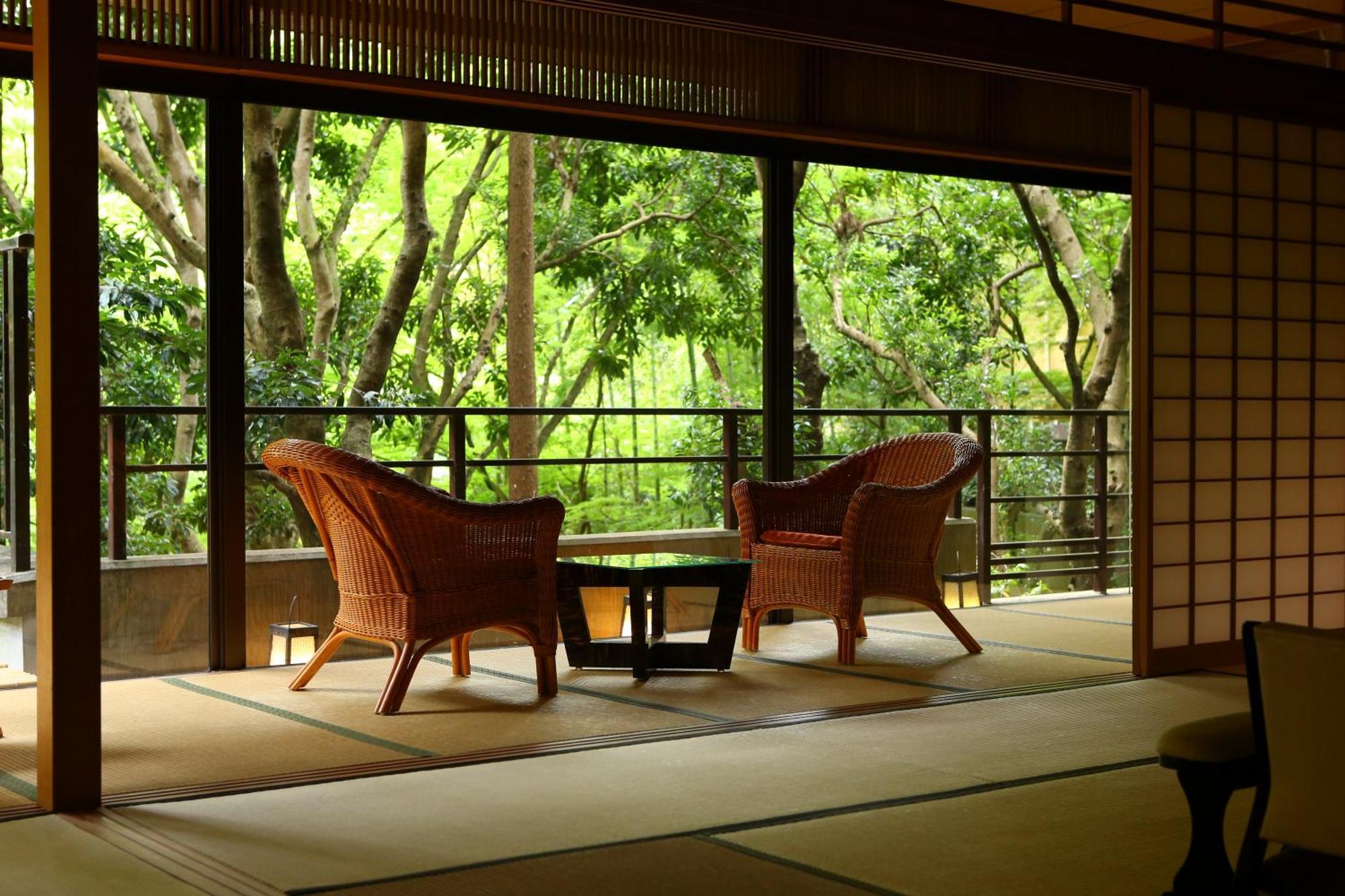 Oku Yugawara Sansuirou Hotel Kamer foto