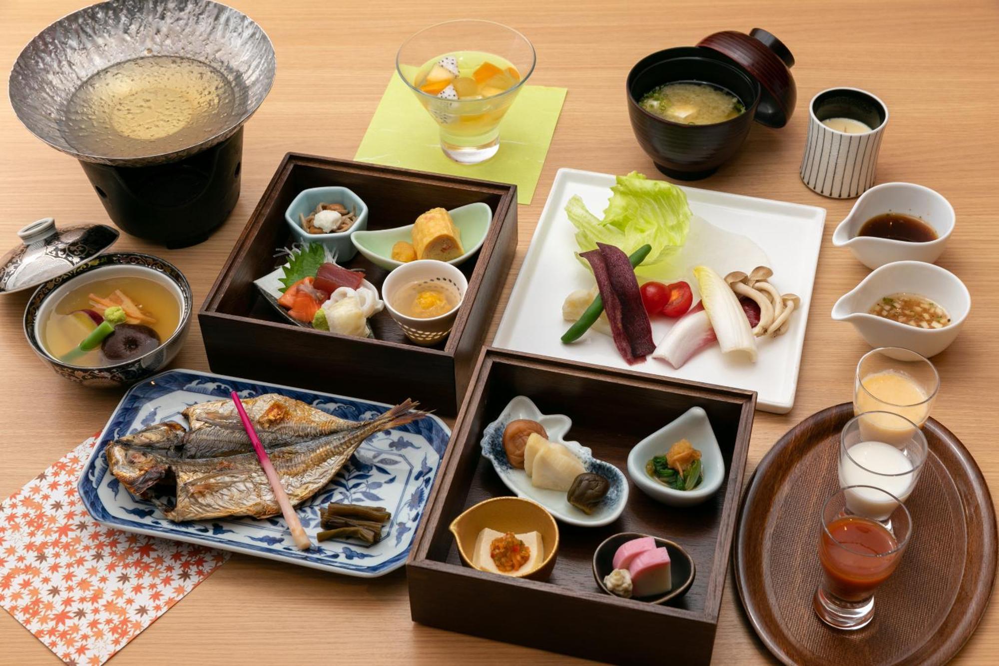 Oku Yugawara Sansuirou Hotel Buitenkant foto
